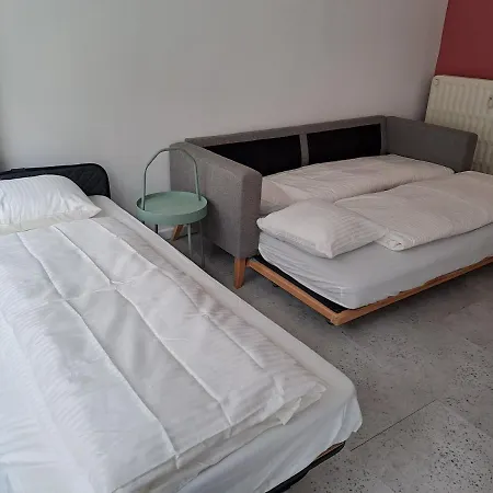 City Centre With Free Parking Apartment *